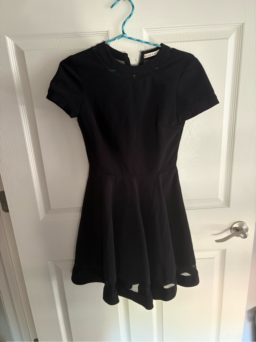 alice and olivia dress black xs